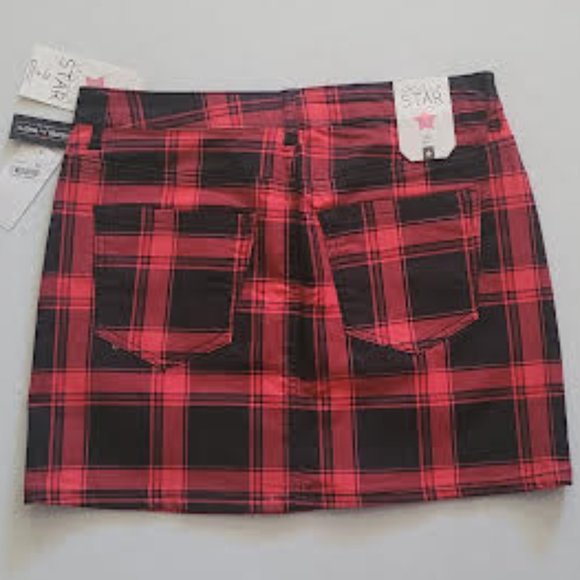 NWT Vanilla Star plaid mini skirt - juniors sz 9 - Picture 4 of 7